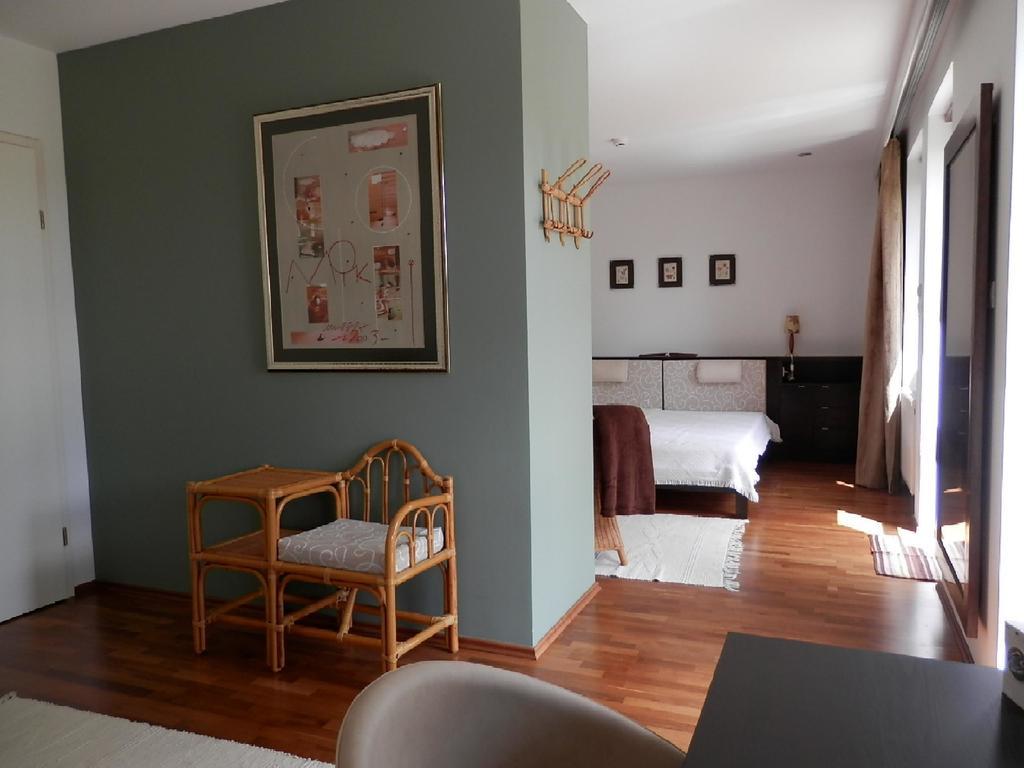 Csiki Apartman ブダエルシュ 部屋 写真